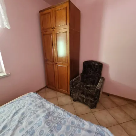 Duzy Dom Letniskowy - Blizniak Nad Jeziorem Skarlinskim I 180m Od Jeziora I Lodka Wioslowa W Cenie Holiday home