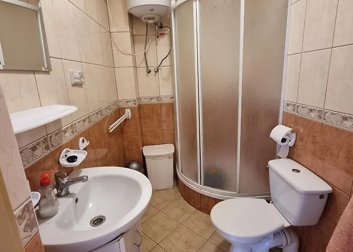 Dom wakacyjny Duży Dom Letniskowy - Bliźniak Nad Jeziorem Skarlińskim I 180m Od Jeziora I łódka Wiosłowa W Cenie *